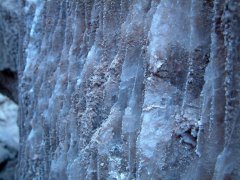 18-In the salt canyon of the Valle de la Luna